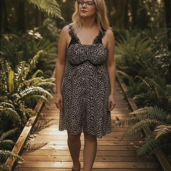 Lane Bryant Leopard Dress (Size 18) NWT - Picture 6 of 9